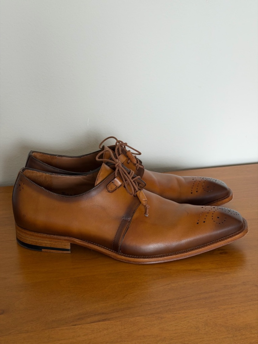 Mezlan Brown Leather Derby Dress Shoes With Unique Tassel Detail - 10M.